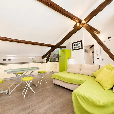 Mansarda Di Design,aria Condizionata, Wifi Apartment