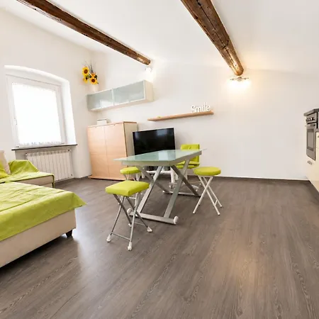 Mansarda Di Design,aria Condizionata, Wifi Apartment