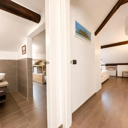Mansarda Di Design,aria Condizionata, Wifi Apartment
